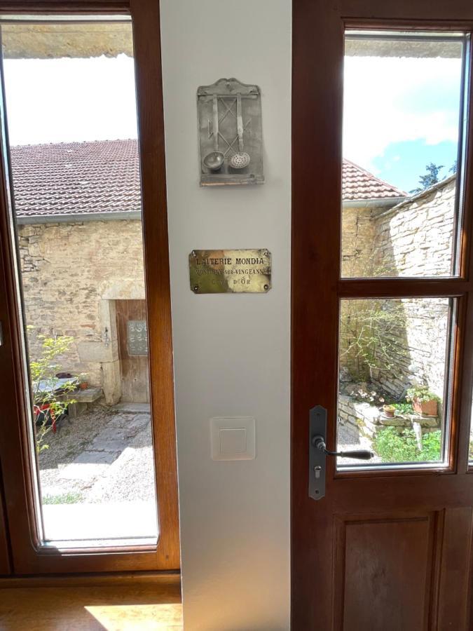 Villa Rue De La Tour Du Pin Fontaine-Française Esterno foto
