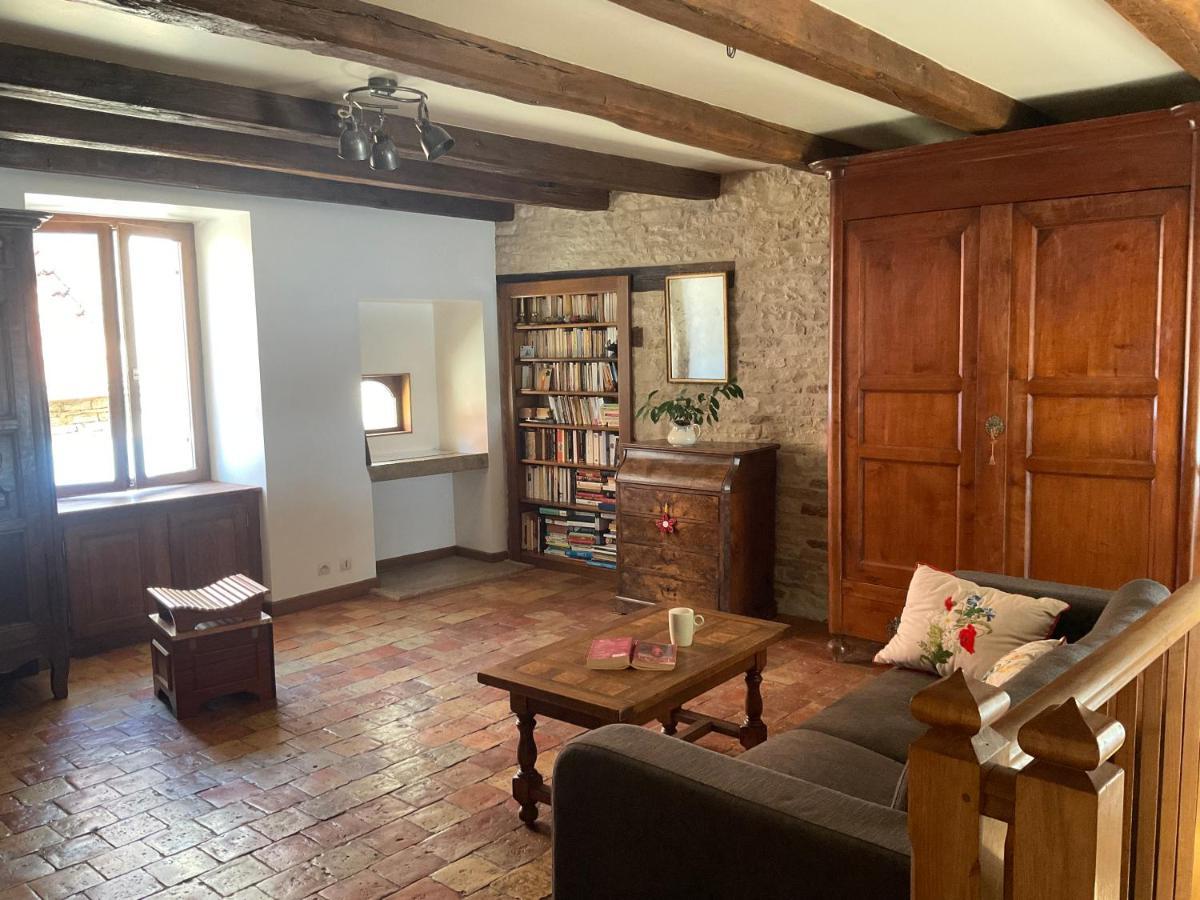 Villa Rue De La Tour Du Pin Fontaine-Française Esterno foto